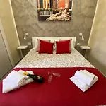 Joy 4* نابولي