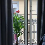 Joy نابولي