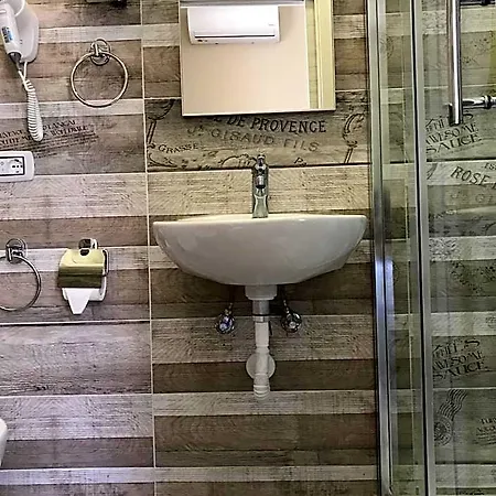 Mabru' Boutique 4* Napoli