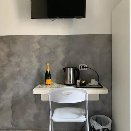 Πανσιόν Mabru' Boutique Νάπολη